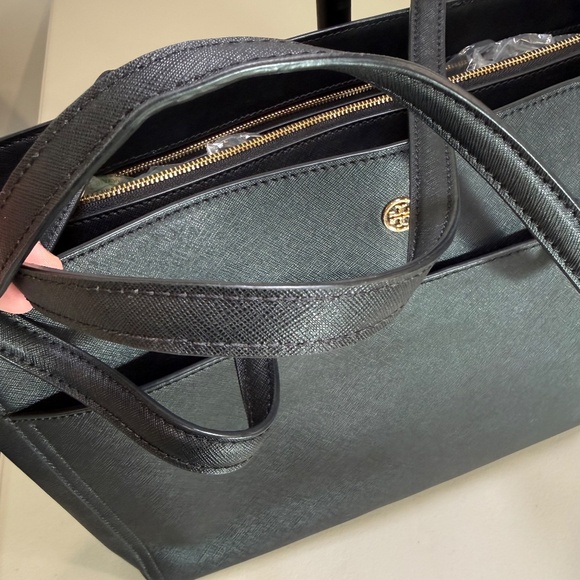 Tory Burch Robinson Tote Black - Picture 5 of 16